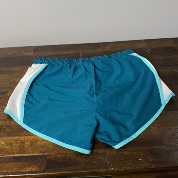 Under Armour running shorts - Picture 4 of 4